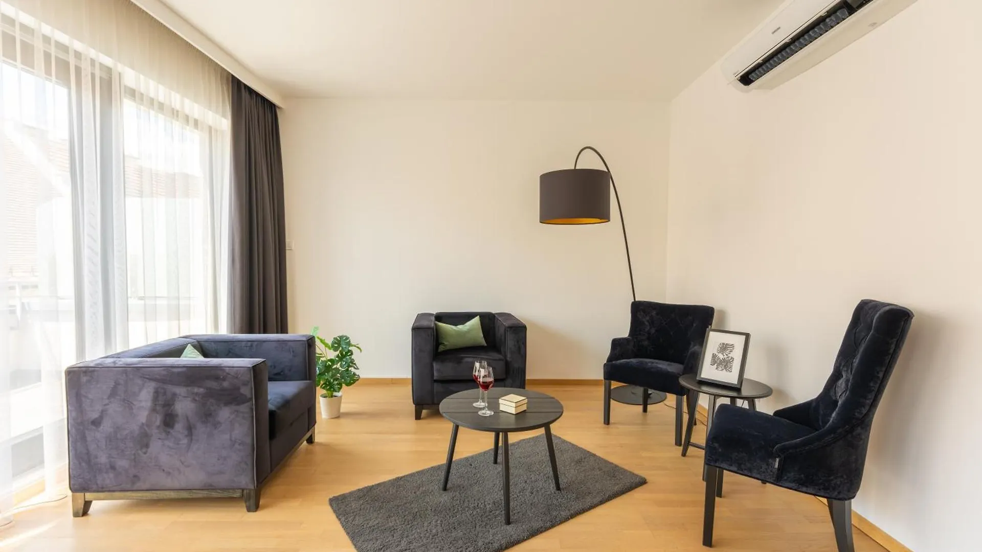 Apartment Parliament Panorama Suite Budapest
